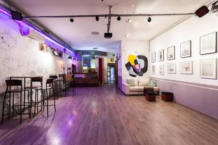 Espacio céntrico y acogedor, Sala de alquiler Barcelona Ciutat Vella #0
