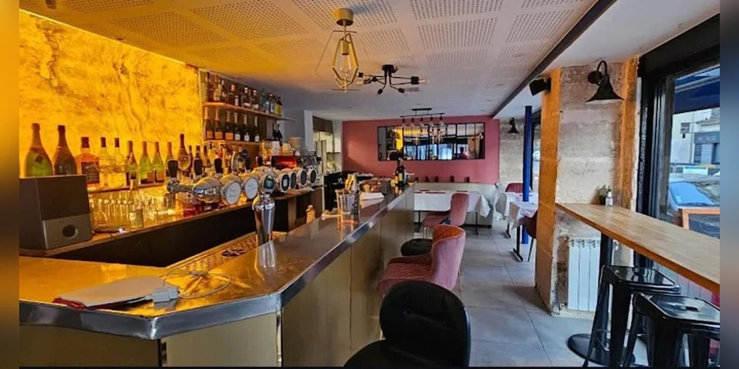 Brasserie Fénix, bar