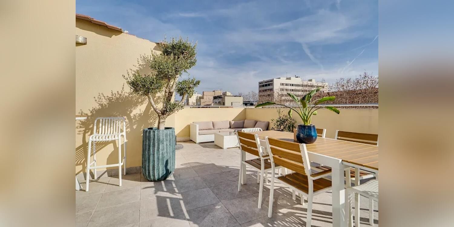 ROOFTOP POBLENOU Bcombinator, rental_room