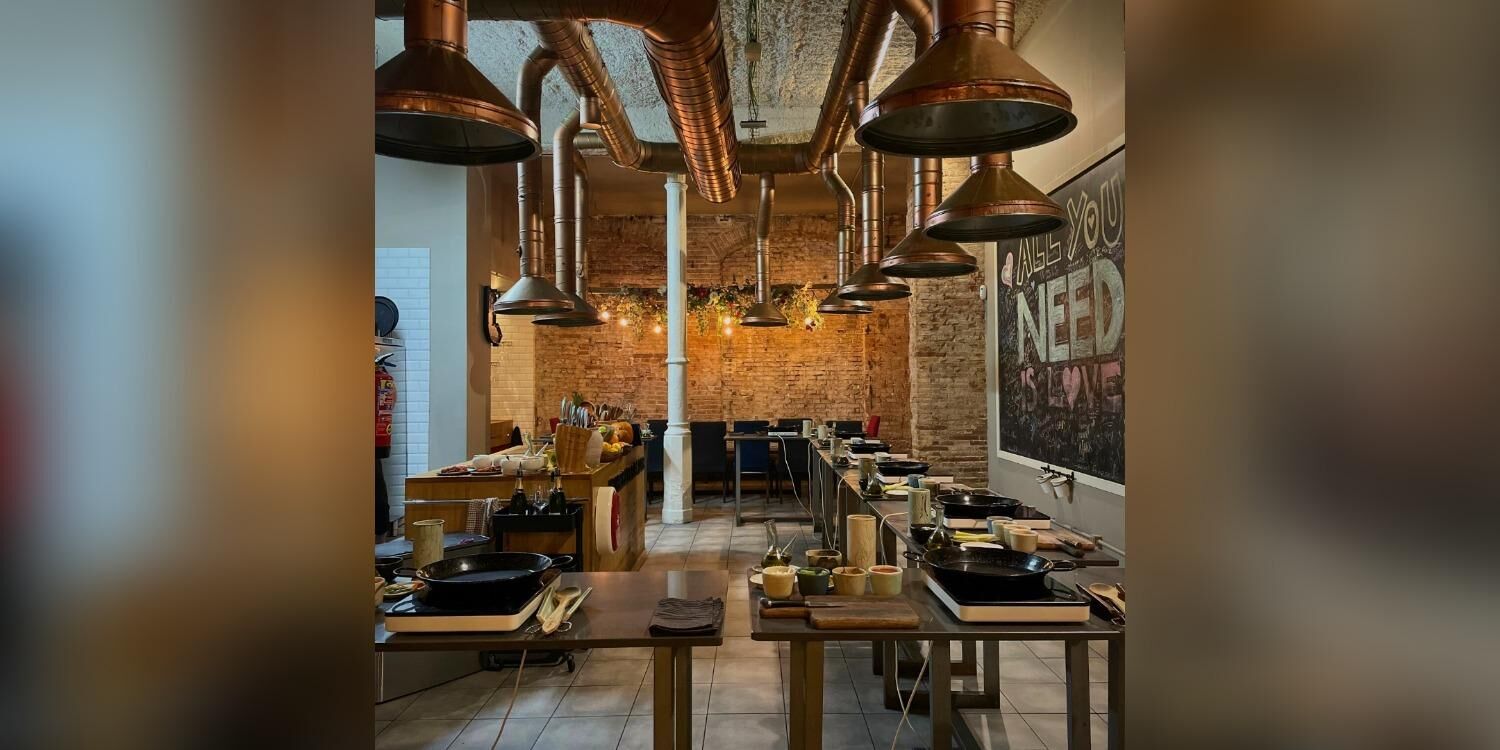 The Paella Club, rental_room