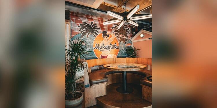 Makamaka Beach Burger Cafe, rental_room
