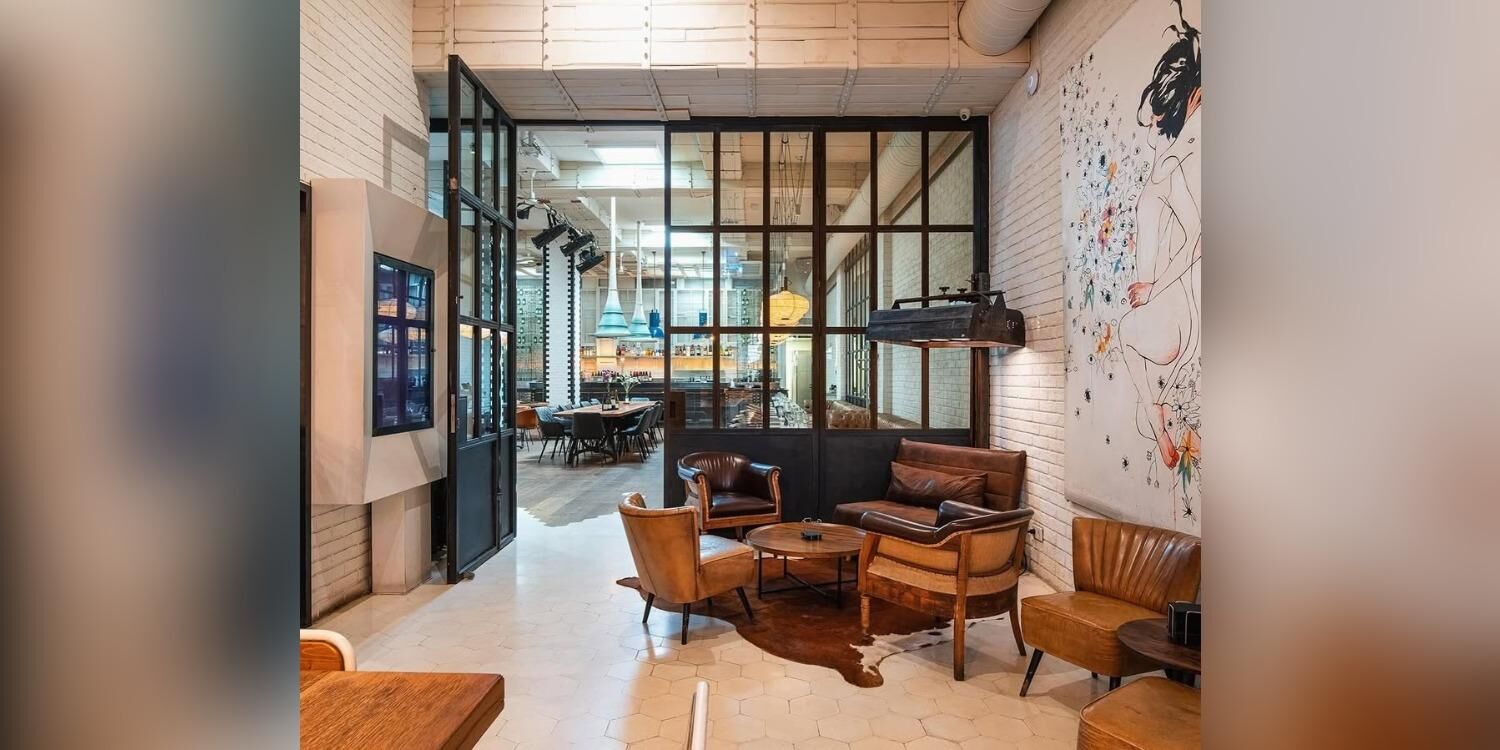 Bistro Art, rental_room