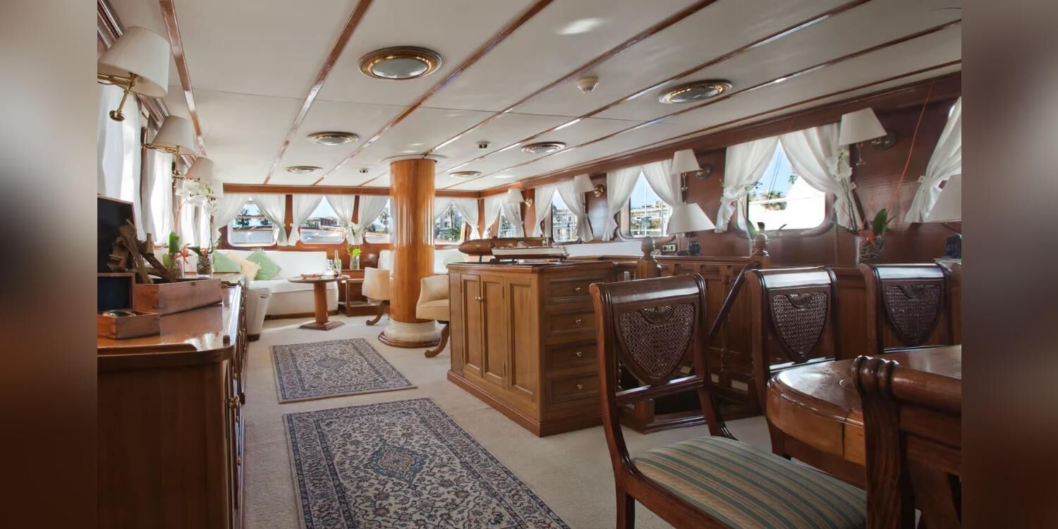 Francis Albert - Yarrow & Co 110 | Ketch, rental_room