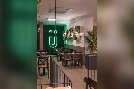 Dabutis Gastro&Bar, Sala de alquiler Barcelona El Guinardó #0