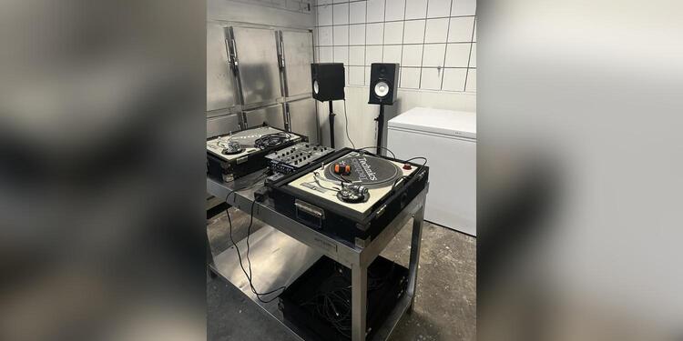 Faca, rental_room