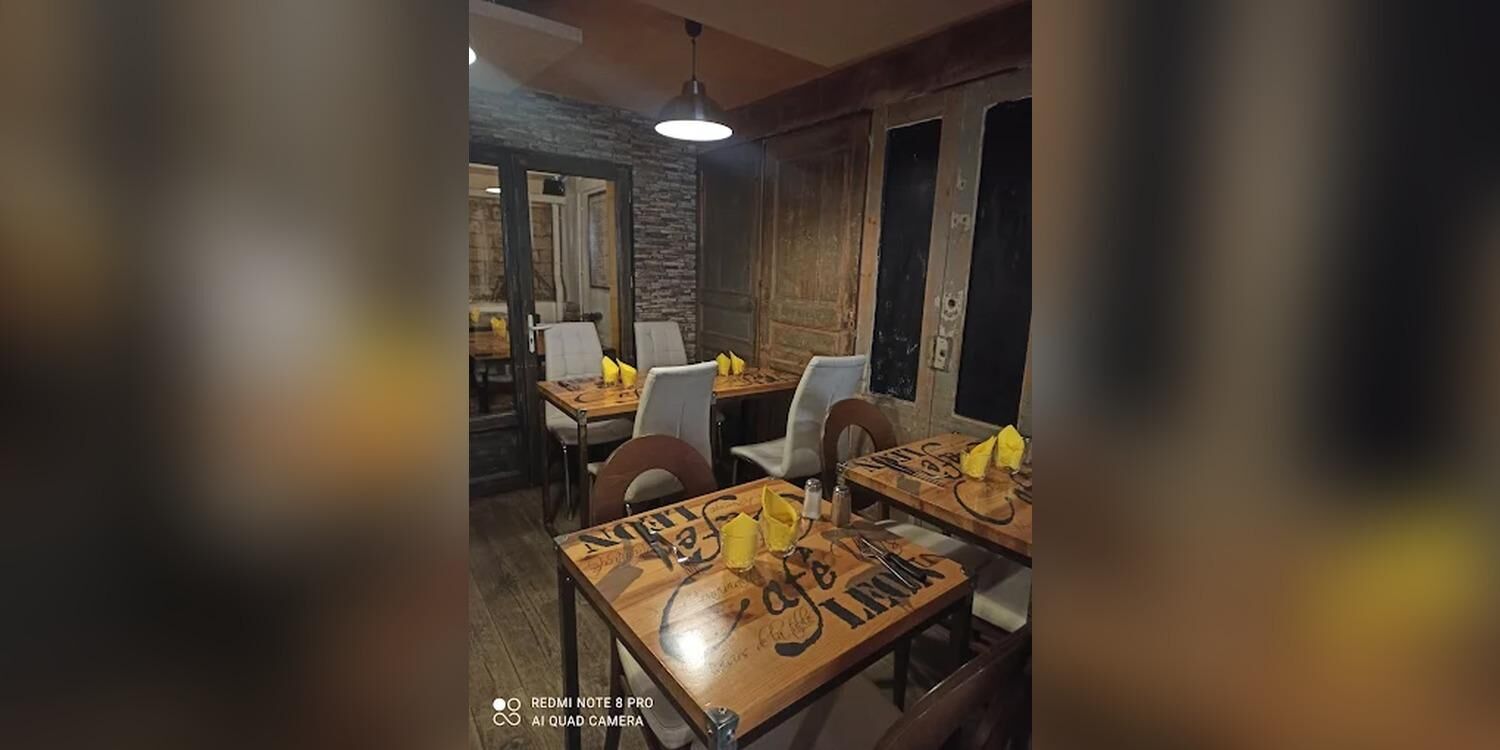 Cafe Leon, restaurant