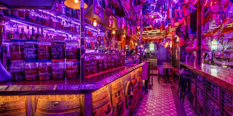 Les Copains, bar