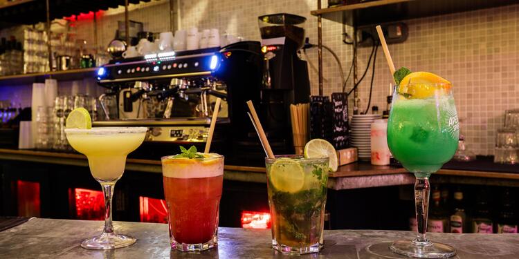 Les Têtes brûlées, bar