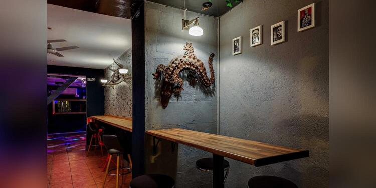 Maska Gastropub, rental_room