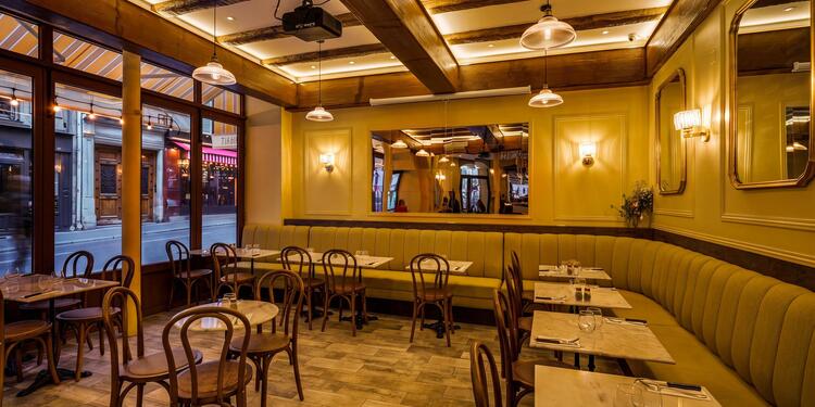 FIFI Bouillon & Brasserie (Ex. L'Art Bistro), bar