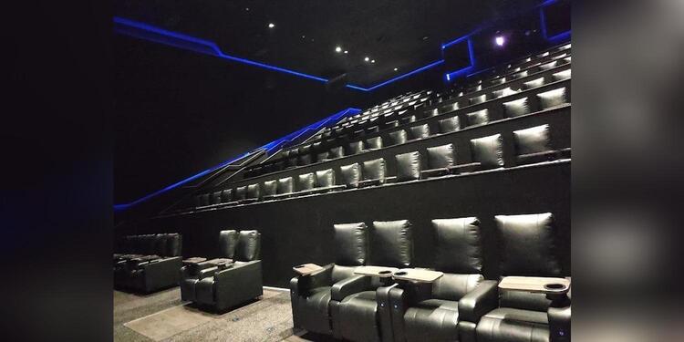 Cinesa Diagonal Mar, rental_room
