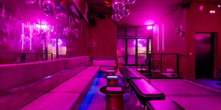 COCO CLUB Privatisation, rental_room