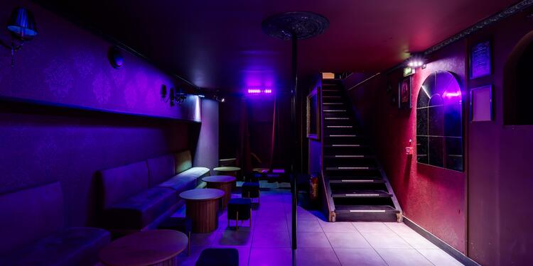 COCO CLUB Privatisation, rental_room