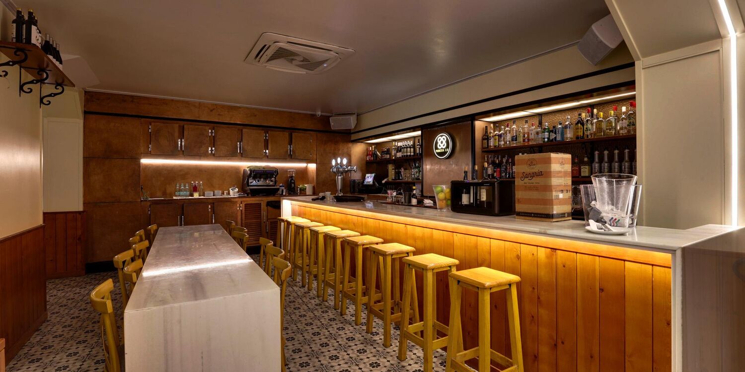El Racó de la princesa Bar, restaurant