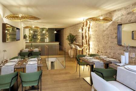 Nouche, Restaurant La Rochelle Vieille Ville #0