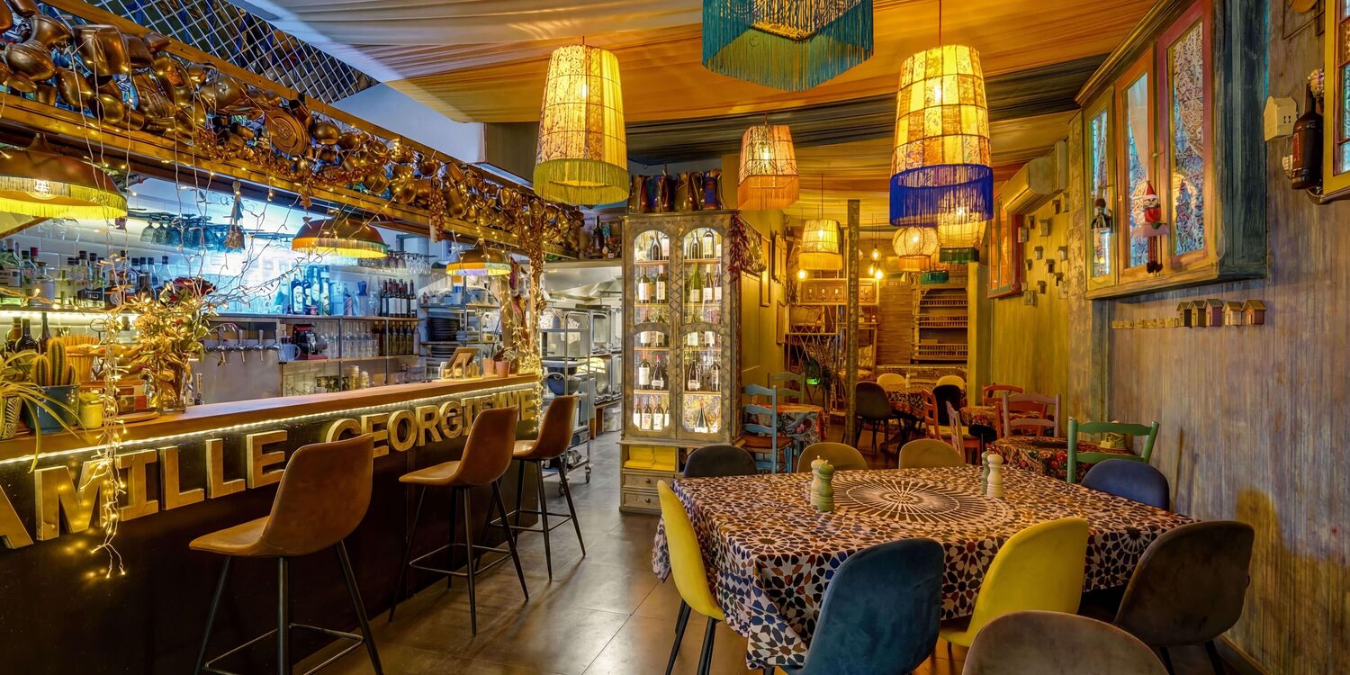 Famille Georgienne, bar