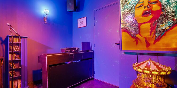 CHEZ MICHEL FOREVER, bar