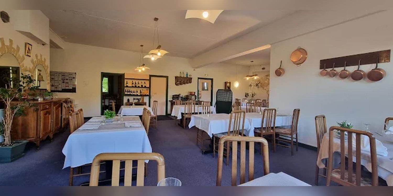 Hotel Restaurant De La Tour Saint Etienne, restaurant