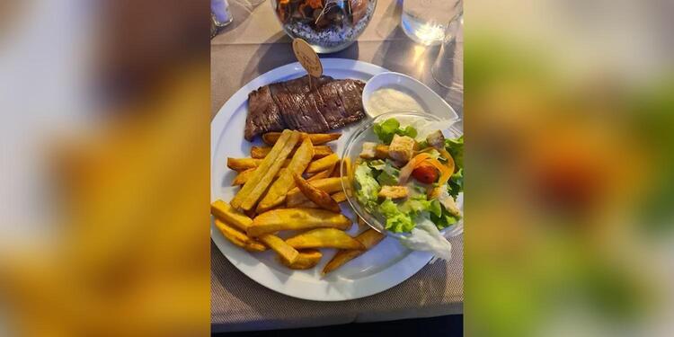 Hotel Restaurant De La Tour Saint Etienne, restaurant