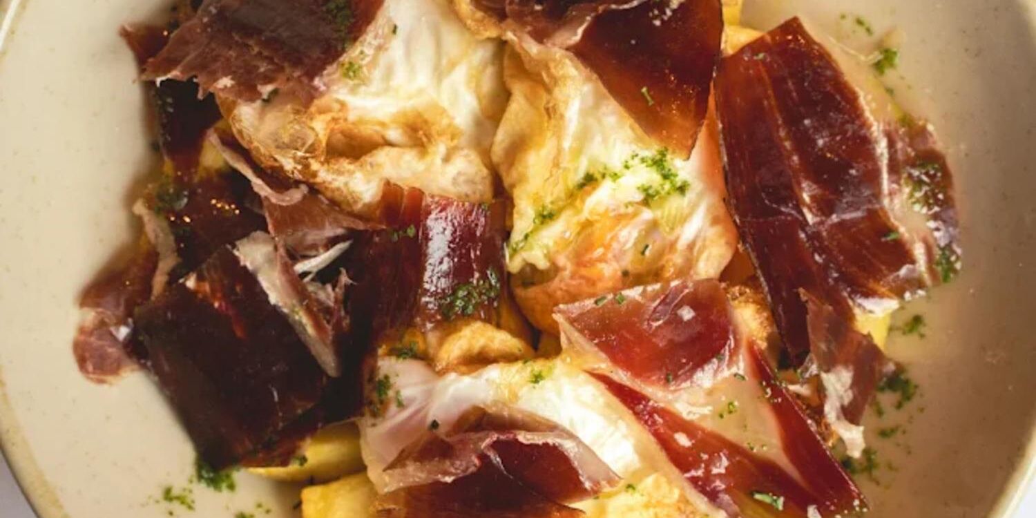 PERRO PACO RESTAURANTE, bar