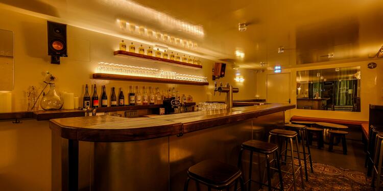 Chez Alfred & Léon, bar