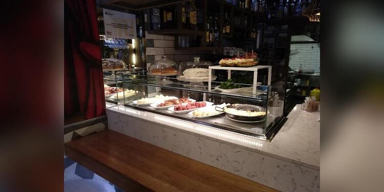 La Chirigota Brazil food, restaurant