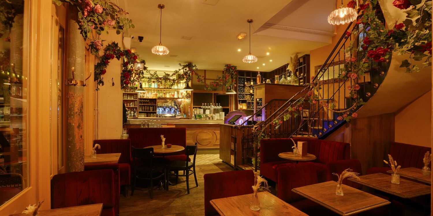 Au Père Fouettard, bar