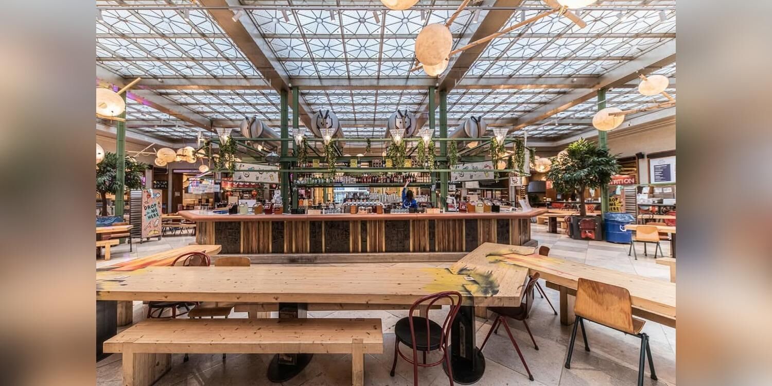 Wolf Sharing Food Market, restaurant