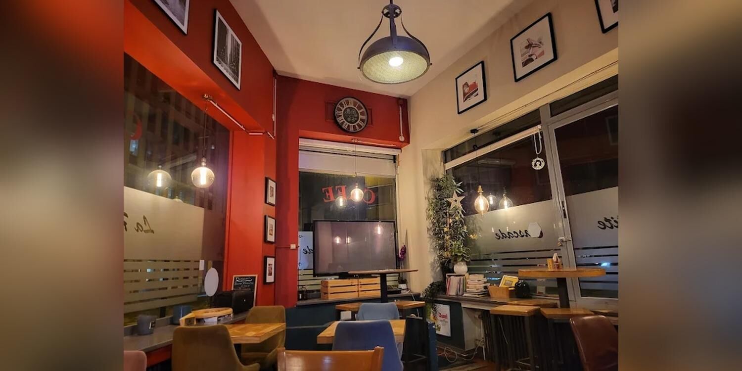 La Petite Cascade, bar