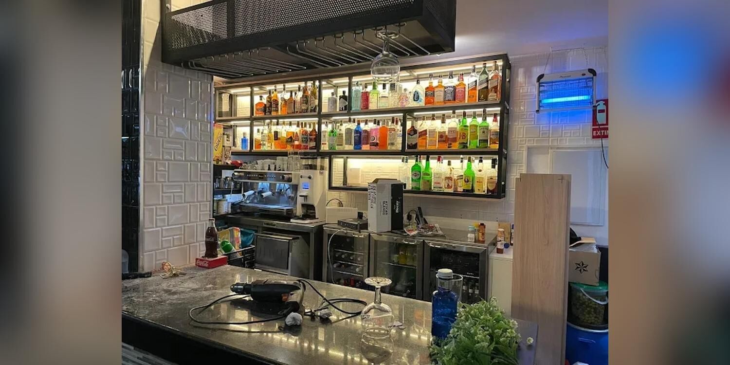 Cerveceria lola, bar