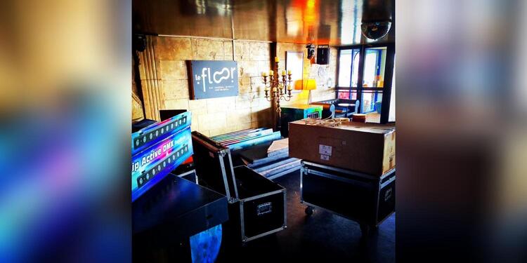 Le Floor, bar