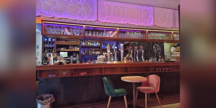 Café Tatiana, bar