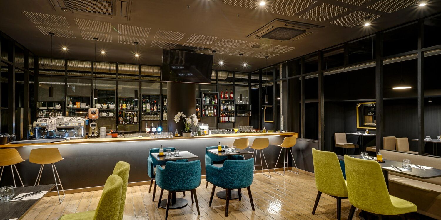 Milano Trattoria, bar