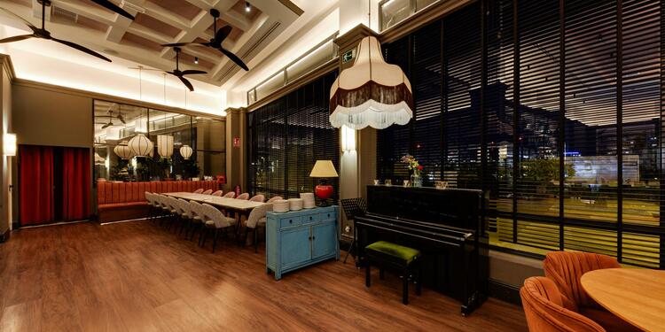 Maison Umami, bar
