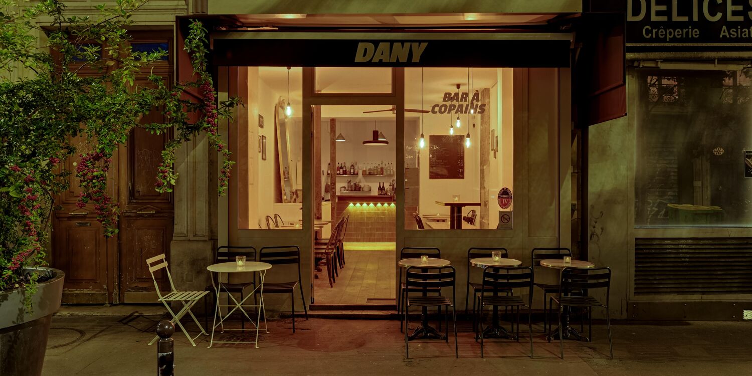 Dany, bar
