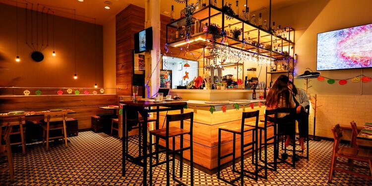 Chona La Patrona Tacos & Tragos, bar