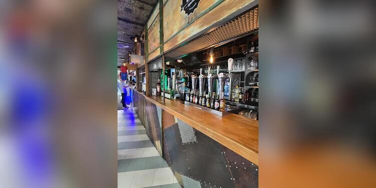 Mercado San Ildefonso Street Market, restaurant