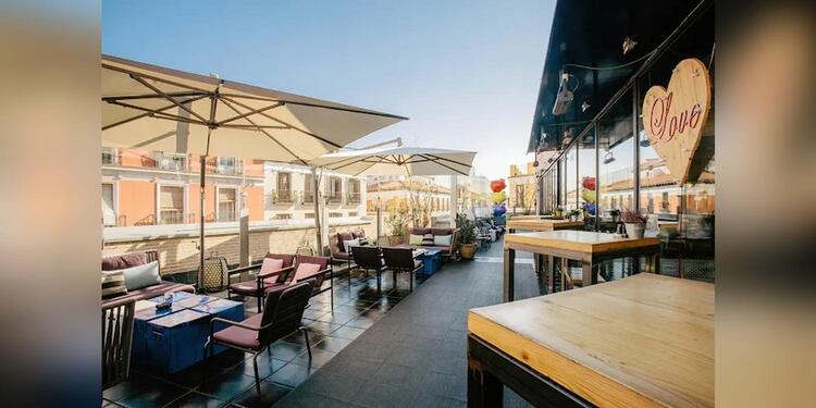 Mercado San Ildefonso Street Market, restaurant