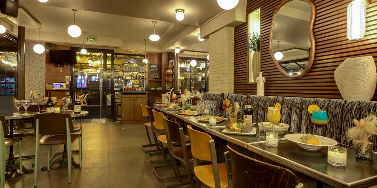 Le Cavalier Bleu, bar