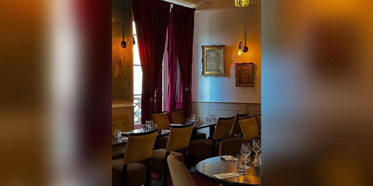 Au chien qui fume, restaurant