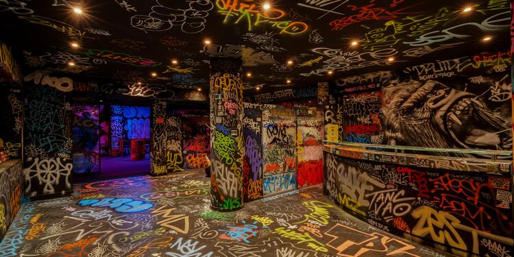 ZOO ART SHOW, rental_room