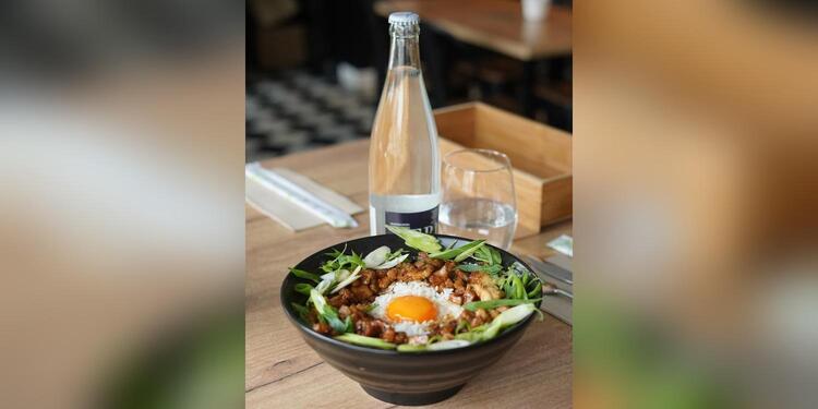 Thai and Green, restaurant