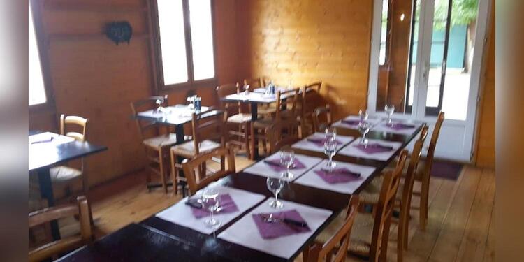 Chik'R restaurant, restaurant