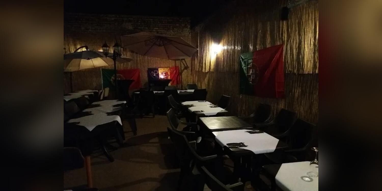 CAFÉ RICARDO'S, bar