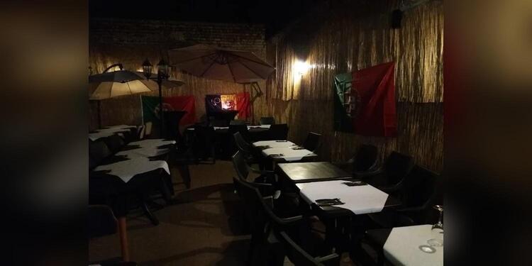 CAFÉ RICARDO'S, bar