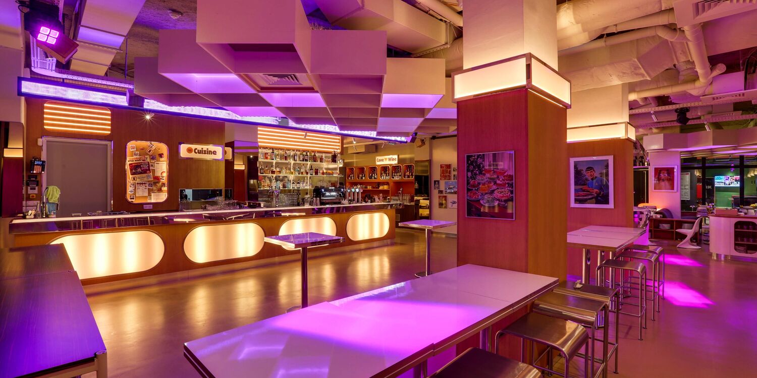 Supper Bar Restaurant, bar