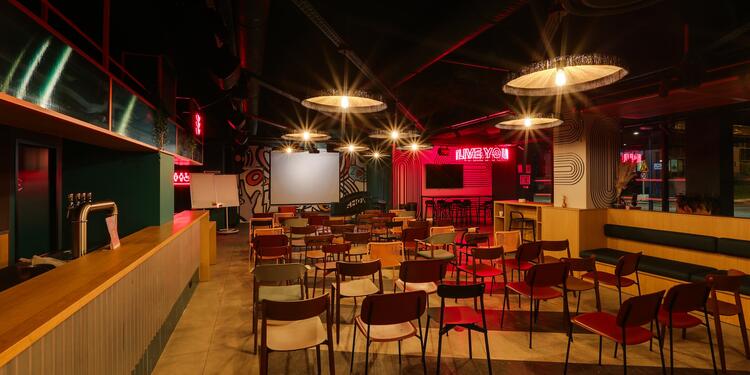 Supper Bar Restaurant, bar