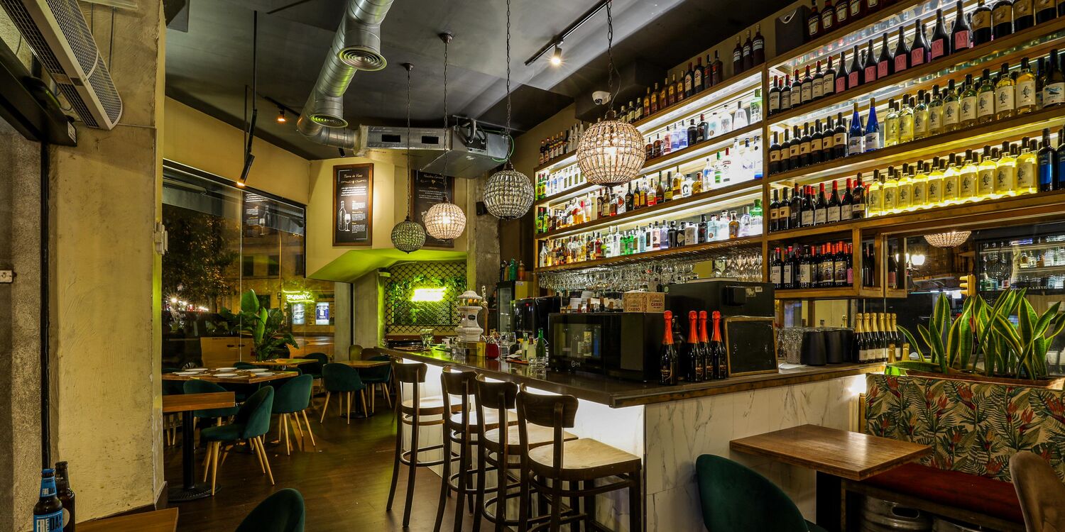 Cabernet Bar, bar