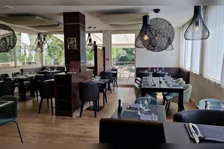 Emulation Nautique Restaurant, Restaurant Toulouse Île du Ramier #0