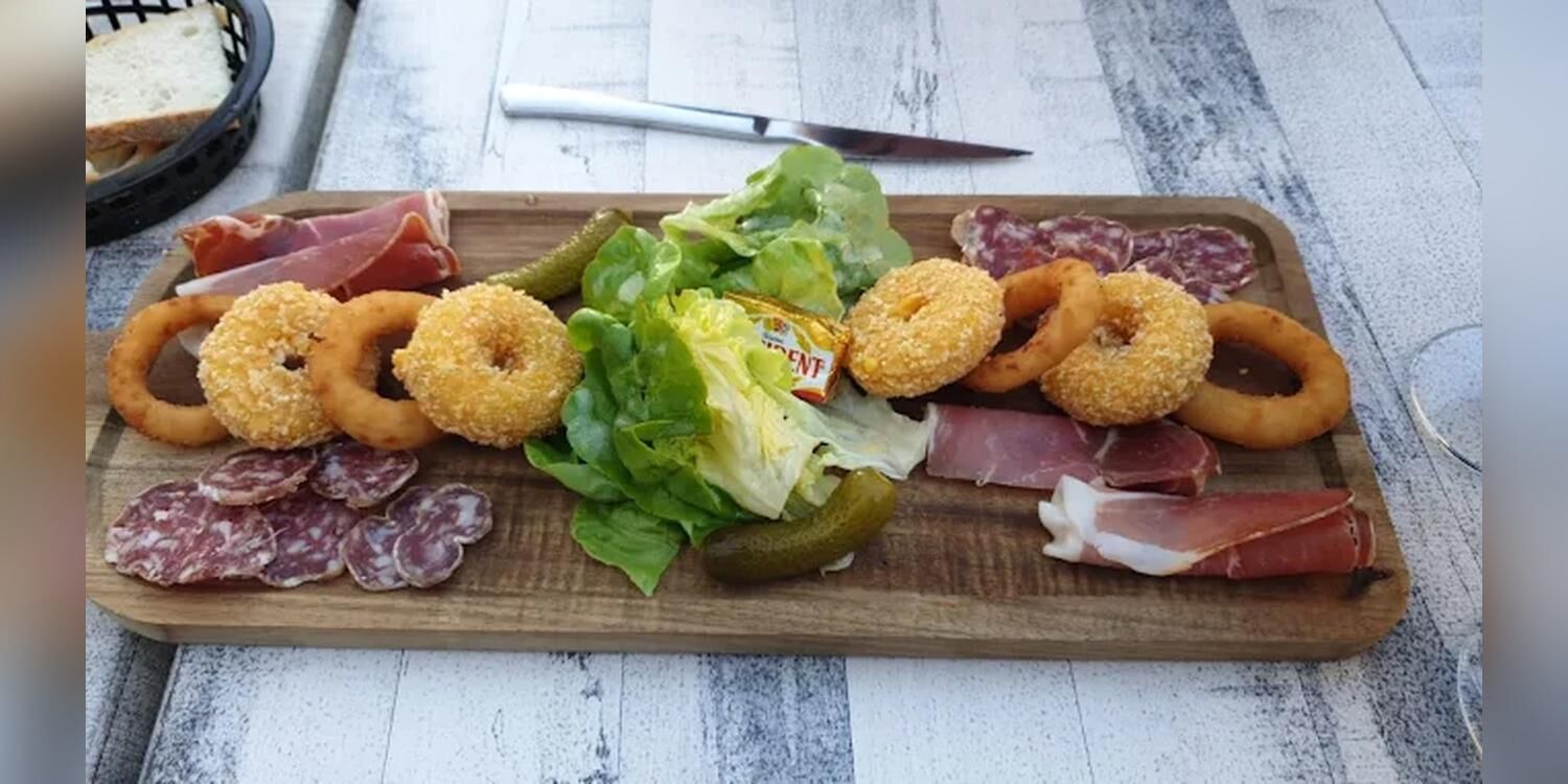 Le Bou'Jou - Restaurant Bar Planches Jeux, bar